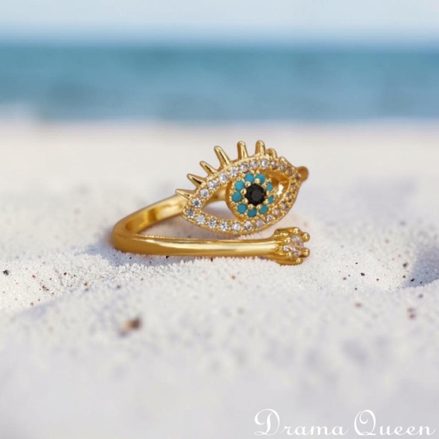 Pretty Eye Ring