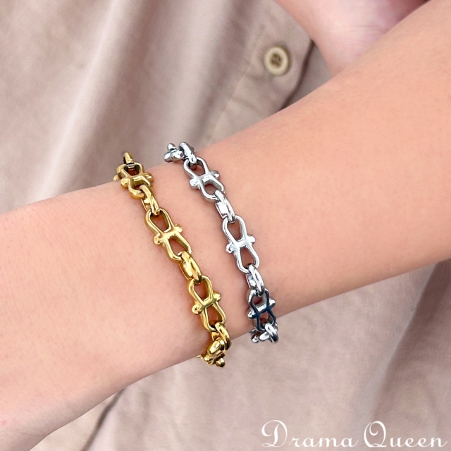 Skyler white bracelet online